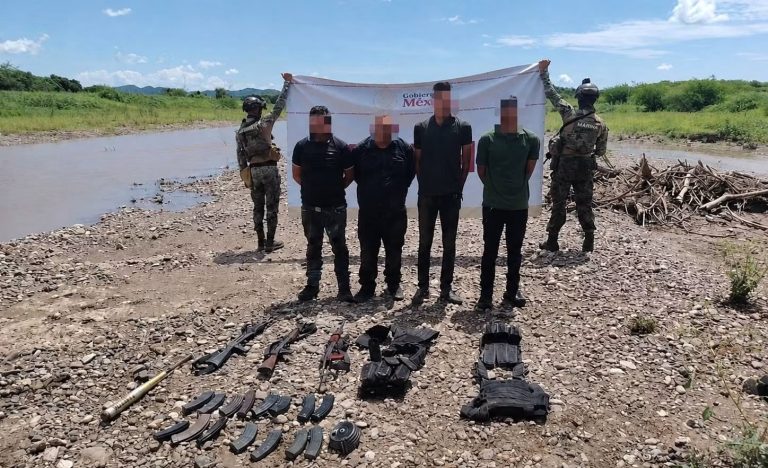 Responde Marina a agresión asegura personas, armas y un vehículo