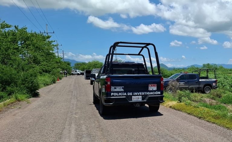 Aparecen dos cuerpos con impactos de bala y las manos sujetas a la espalda en Baila