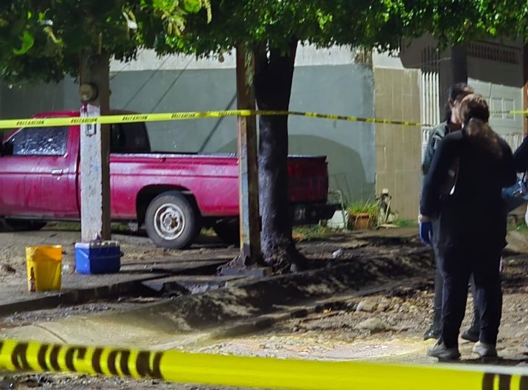 Deja ataque dos hombres sin vida y uno más herido en Culiacán
