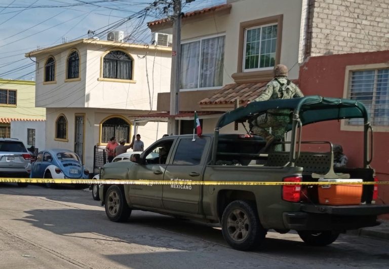 Estaban en una cochera, dejan un herido y privan de la libertad a otro
