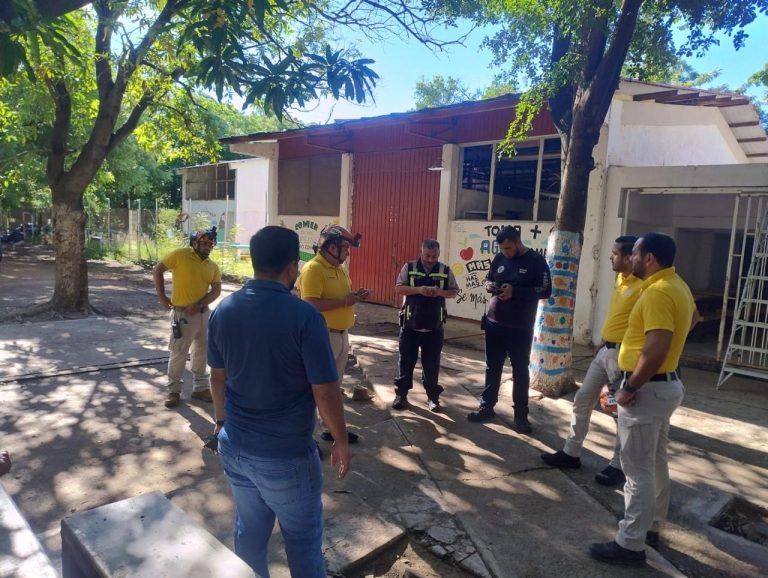 Evacuan a 900 alumnos de secundaria en Costa Rica por fuga de gas