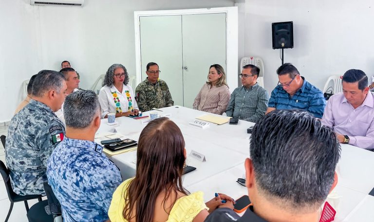 Revisan avances del Plan Integral de Atención a Villa Juárez