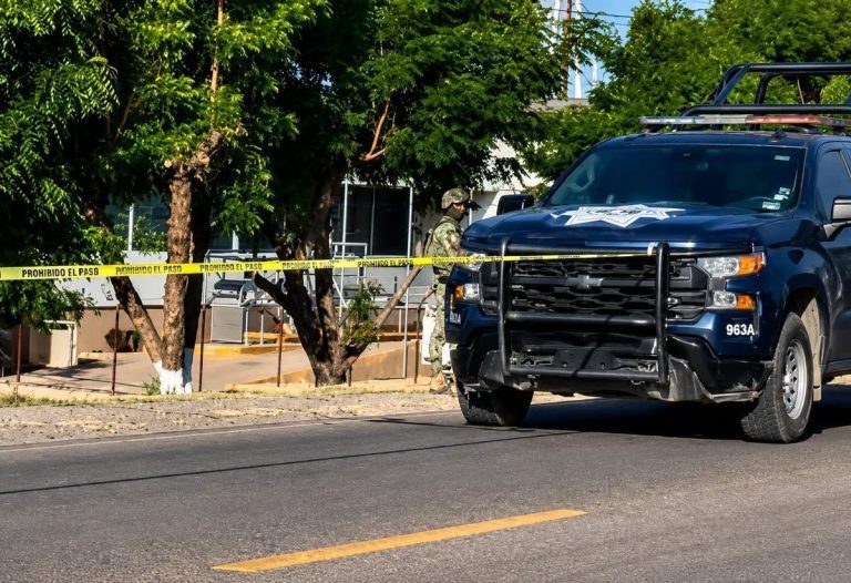 Una mujer asesinada y otra lesionada sobre la Mazatlán-Tepic