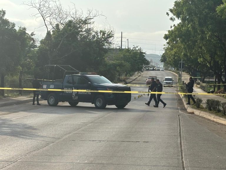 Hallan cadáver sobre el Libramiento 2 en Mazatlán