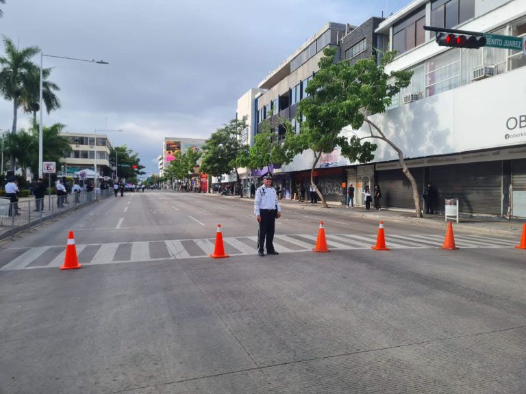 Cierra Culiacán calles por Grito y desfile