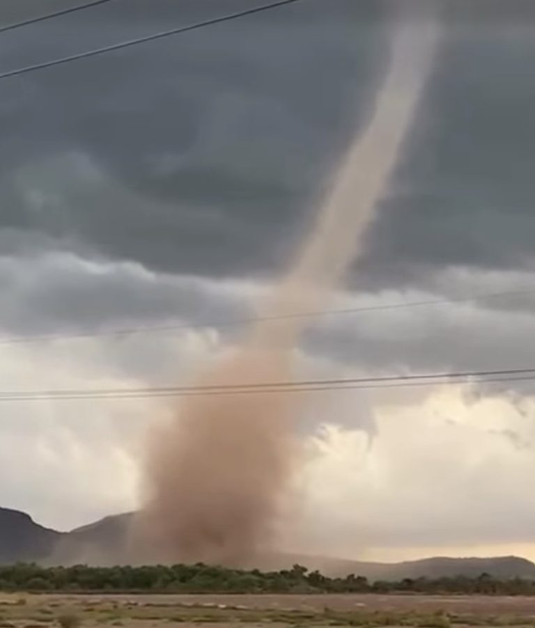 Se registra tornado en Pericos, Mocorito