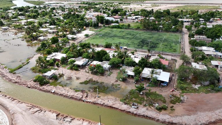 Reporta Guasave 60 familias afectadas por crecida del mar