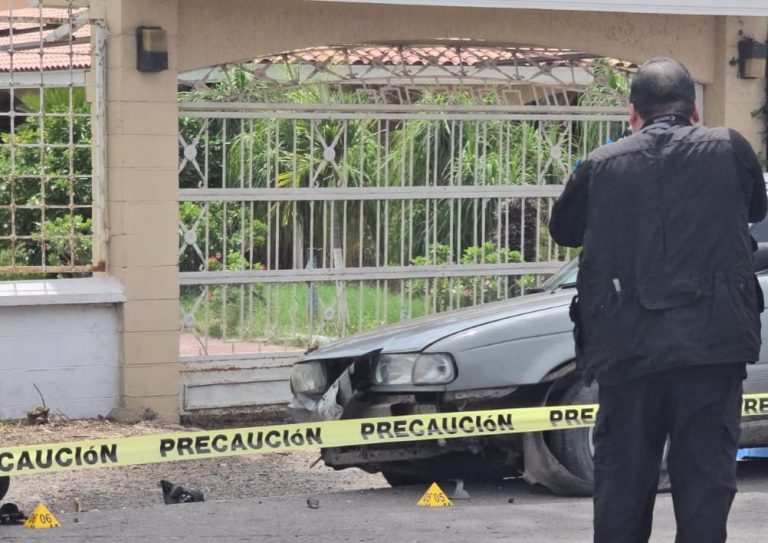 Fallece joven al chocar de frente contra auto en Navolato