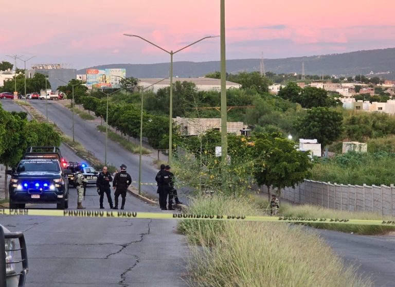 Hallan cadáver envuelto en una cobija y decapitado en San Isidro