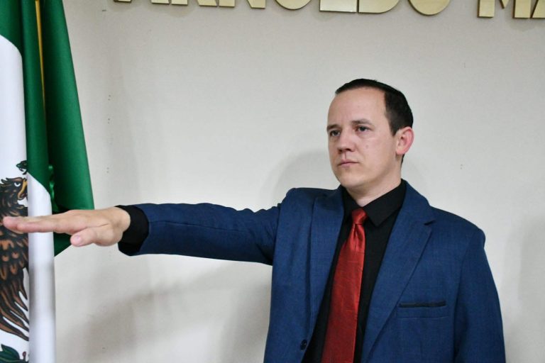 Cambia Ayuntamiento de Mocorito de Secretario; llega Jesús Díaz