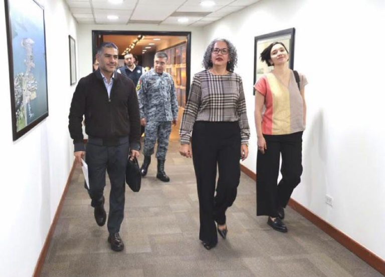 Se reúne Harfuch con gobernadora para operativos en Culiacán