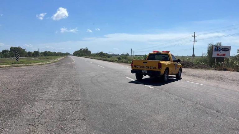 Cierran parcialmente la México 15 a la altura de Guasave